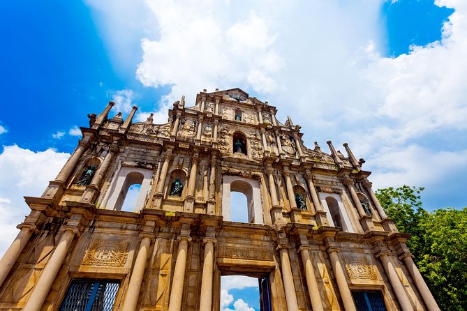 3-Night Hong Kong and Macau with Hotels and Ferry - Walking through the Historic Centre of Macau