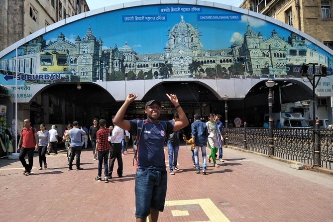 All in one-Combo of City, Dhobighat, Slum & Dabbawala with ferry and train ride. - Gateway of India: colonial monument, local meeting place