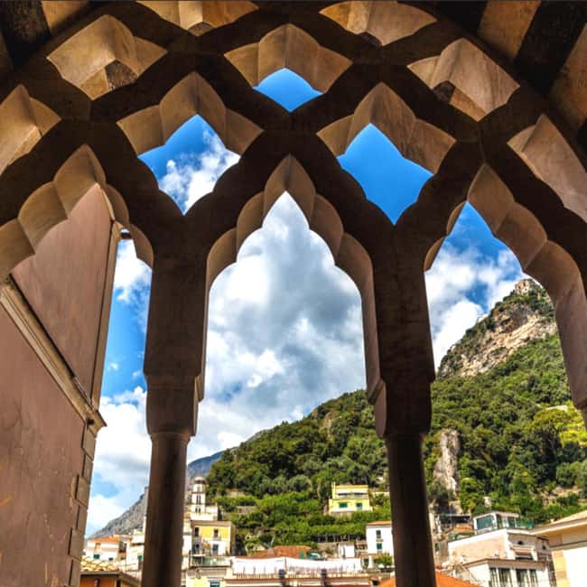 Amalfi Coast by Train & Ferry with Smart Digital Guide - Positano requires a different approach