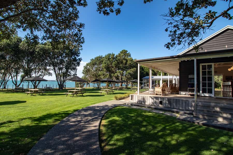 Auckland: Man O' War Vineyard Ferry (Waiheke Island) - Key points to know before you go