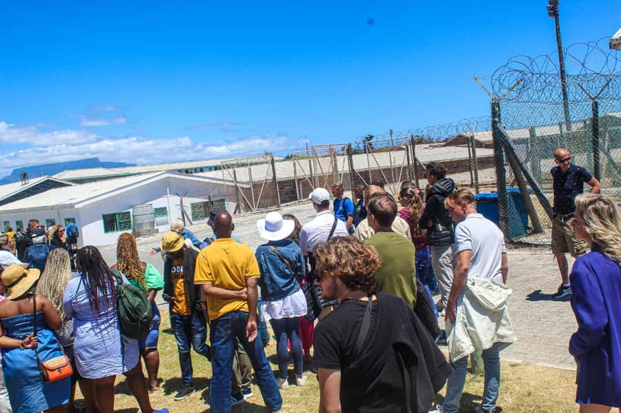 Cape Town: Robben Island ferry ticket plus Guided Tour - Nelson Mandela’s cell and the emotional center