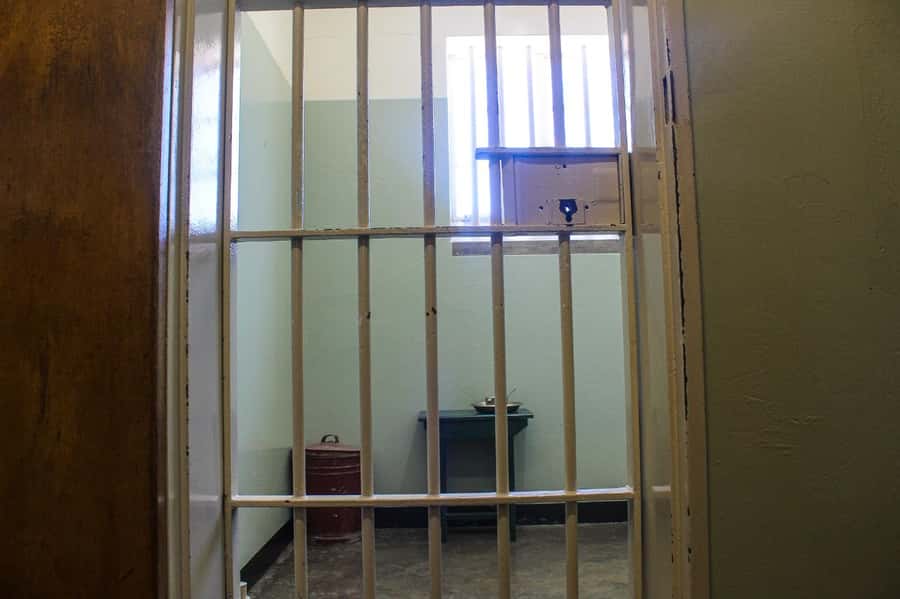 Cape Town: Robben Island ferry ticket plus Guided Tour - The 30-minute ferry ride to Robben Island