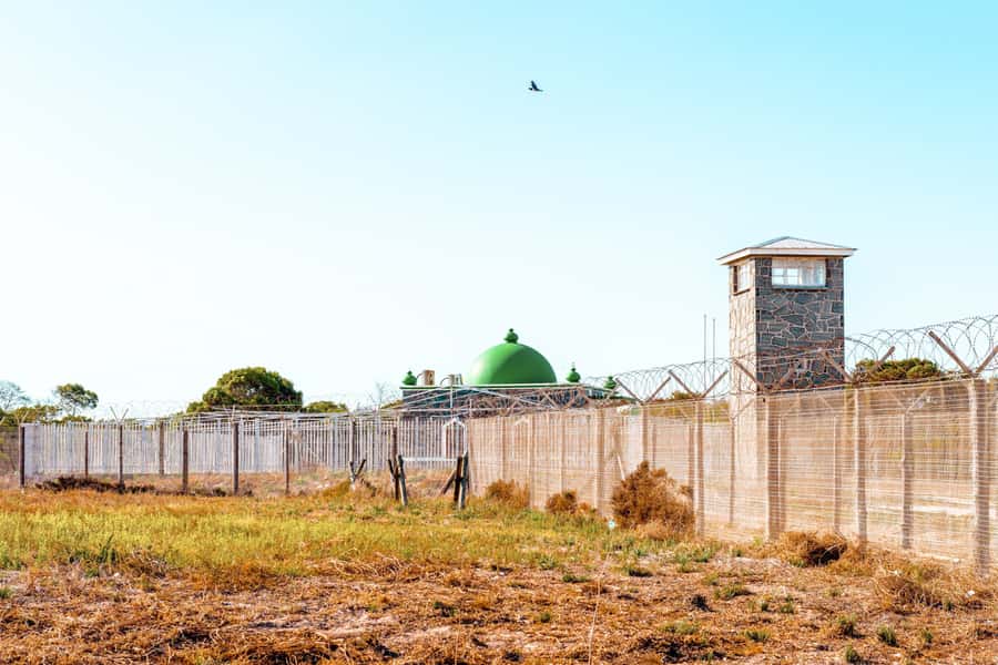 Cape Town: Robben Island Ferry Tour with 1-Way Hotel Pickup - Key points to know before you book