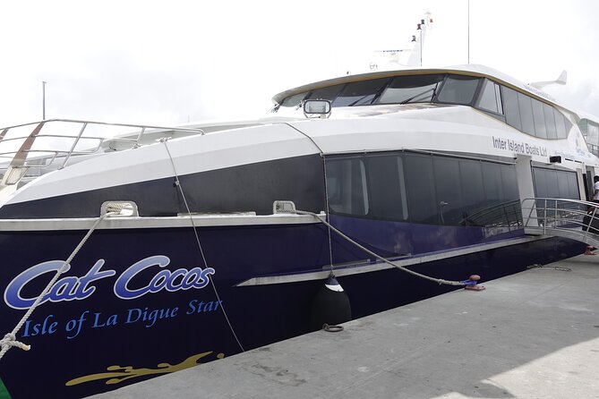 Cat Cocos: Mahe to La Digue Island Fast Ferry - Arriving at La Digue Jetty