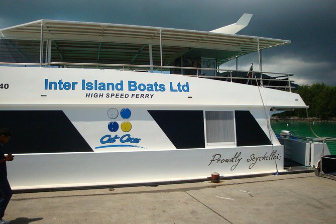 Cat Cocos: Mahe to Praslin Island Fast Ferry - Choosing between the lower deck, upper deck, and business class