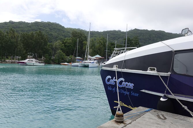 Cat Cocos: Praslin Island to Mahe Island Fast Ferry - Booking, names, changes, and cancellation