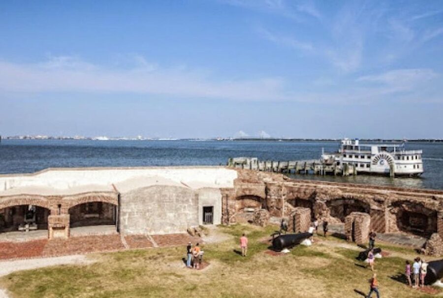 Charleston: Fort Sumter Entry Ticket with Roundtrip Ferry - Arriving at the fort and meeting the rangers