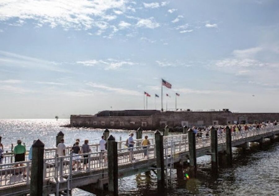 Charleston: Fort Sumter Entry Ticket with Roundtrip Ferry - What you can see in one hour at Fort Sumter