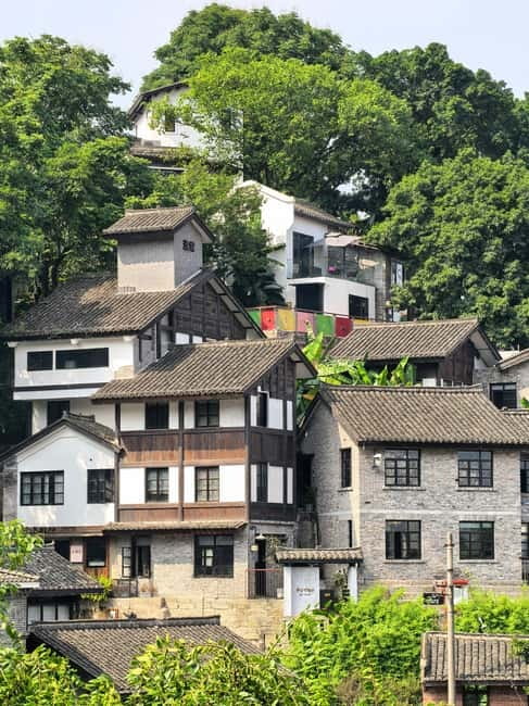 Chongqing: Trendy Spots, Cableway & Ferry Private Tour - Crossing the river by cableway
