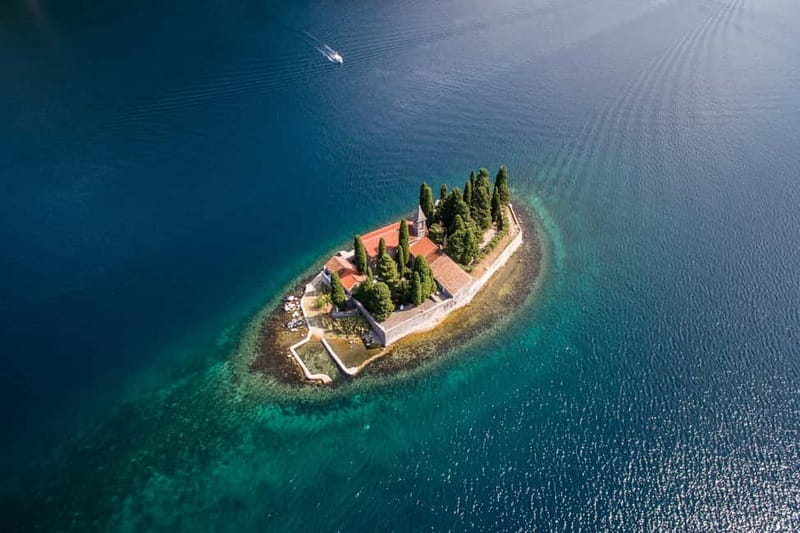 Dubrovnik to/from Kotor: Day Trip or One-Way by Fast Ferry - Saint Tryphon, Perast, and the wider bay