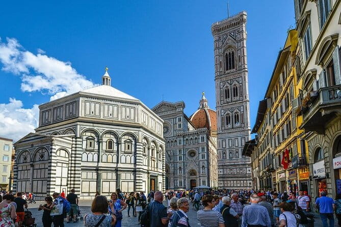 Exclusive Cinque Terre by Ferry with stop in Pisa from Florence - Manarola, narrow lanes above the harbor