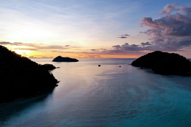 Explore Phi Phi Islands by Ferry – Snorkeling & Lunch Included - Who will enjoy this Phi Phi day trip?