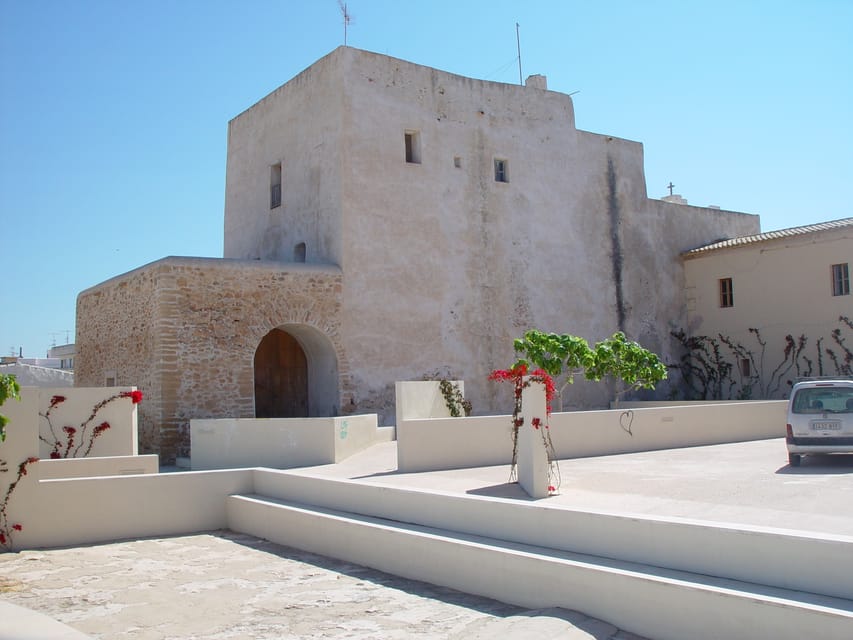 From Ibiza: Ferry and Guided Bus Excursion in Formentera - Key points to know before booking