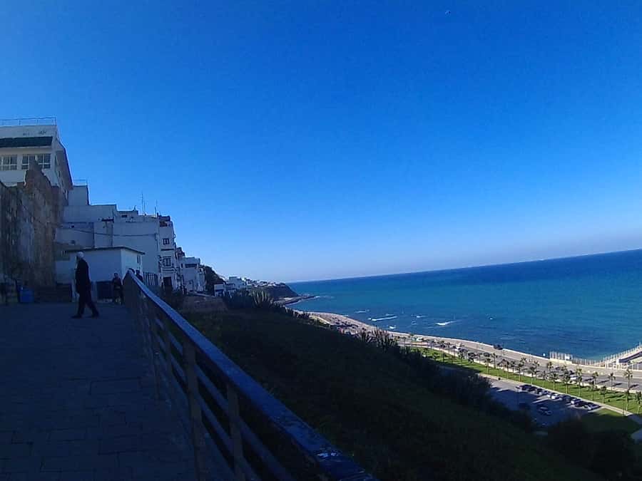 From Jerez: Day Trip to Tangier with Ferry & Lunch - Lunch in a traditional restaurant