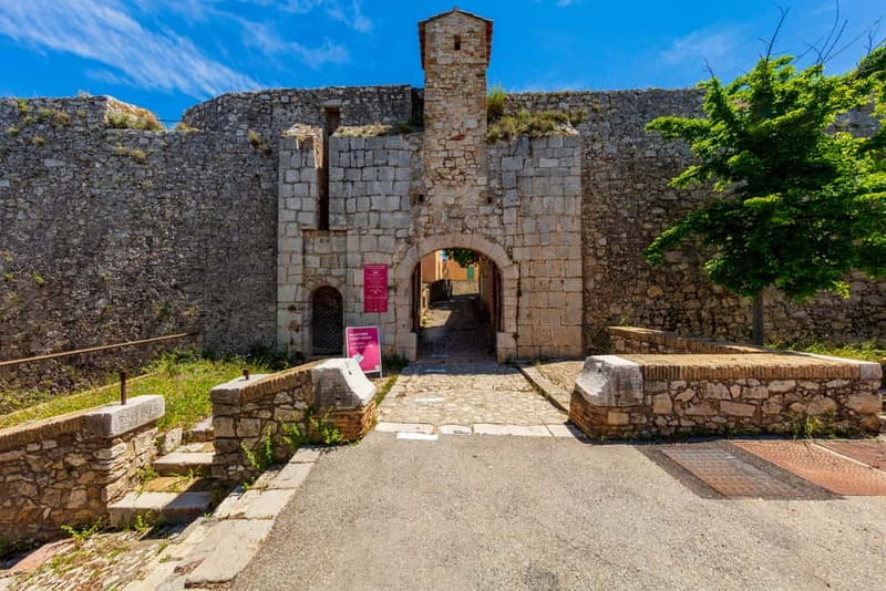 From Mandelieu: St. Marguerite Island Roundtrip Ferry Ride - Fort Royal and the Man in the Iron Mask