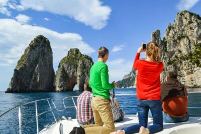Capri Guided Tour with Ferry Tickets & Minibus