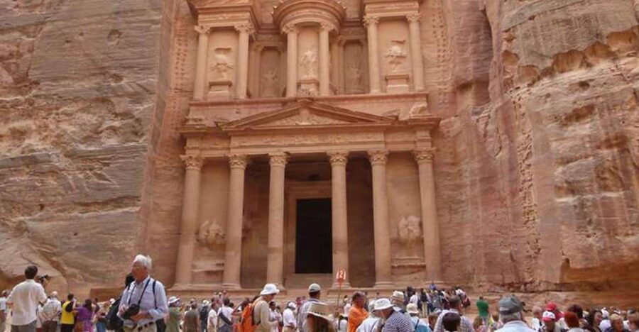 From Sharm ElSheikh: The Lost City (Petra) Day Tour by Ferry - The Petra trip in five quick points