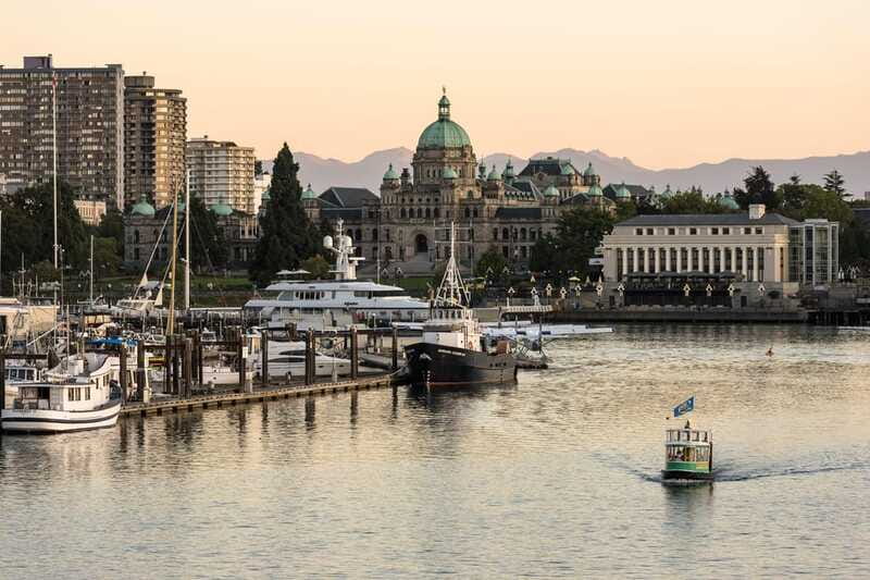 From Vancouver: Victoria, BC Ferry, Butchart Gardens Tour - Who should book this experience?