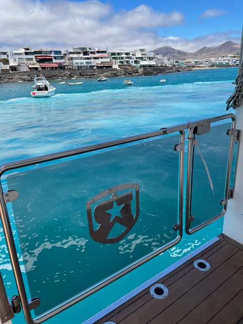 Fuerteventura: Round-Trip or 1-Way Ferry Ticket to Lanzarote - Arriving in Playa Blanca