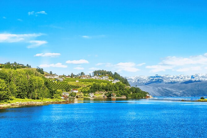 Guided tour to Hardangerfjord with Waterfalls and Ferry Crossing - The first ferry from Kvanndal to Utne