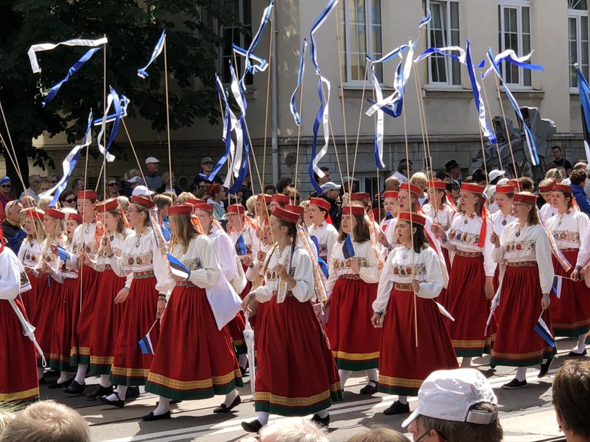 Helsinki: Tallinn Guided Day Tour with Ferry Crossing - Key points to know before booking