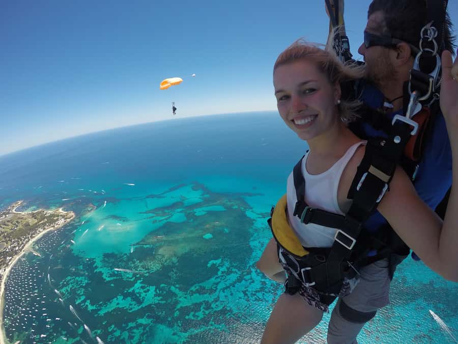 Hillary's Harbour: Rottnest Island Skydive and Ferry Package - Key points at a glance