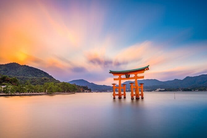 Hiroshima and Miyajima Day Trip with Itsukushima Shrine & Ferry - What the bilingual guiding adds, and where it falls short