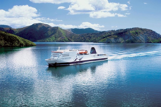 InterIslander Ferry - Picton to Wellington - Food, seating, and the Premium Lounge