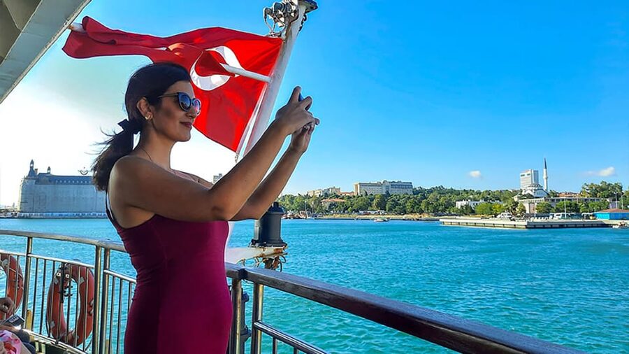 Istanbul: Asian Side Walking Tour with Ferry Ride - Why cross to Kadıköy at all?