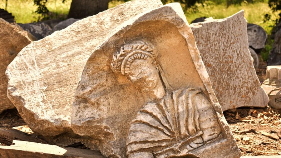 Istanbul: Troy Guided Bus Tour with Ferry Tickets & Lunch - Key points to know before booking