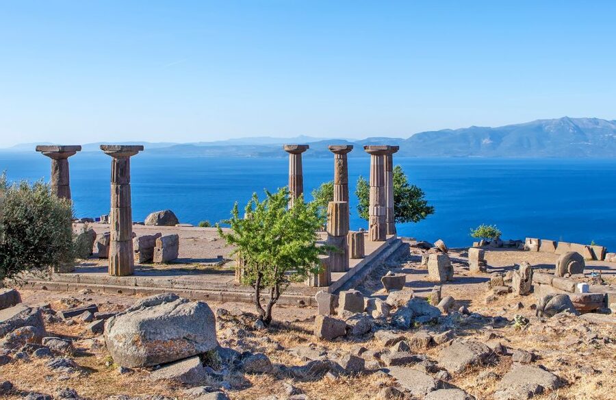 Istanbul: Troy Guided Bus Tour with Ferry Tickets & Lunch - Walking through Troy’s many layers