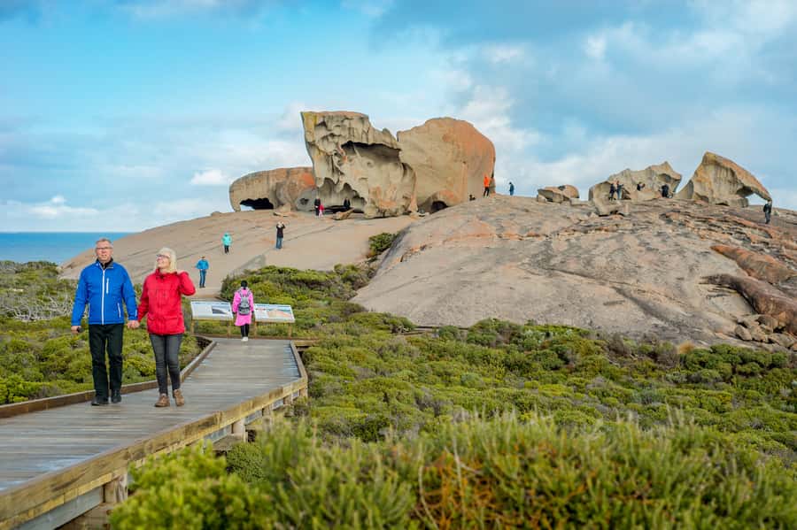Kangaroo Island Full Day Experience by Ferry Including Lunch - Starting in Adelaide and crossing to Penneshaw