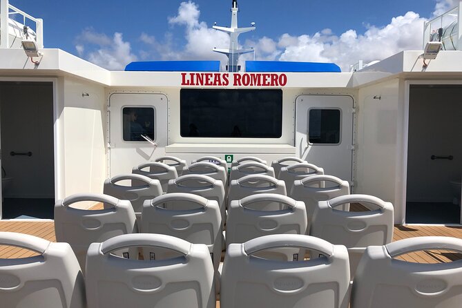 Lanzarote:Ferry ticket to Fuerteventura with free wifi - Key points to know before sailing
