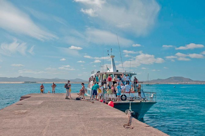 Lobos Island Ferry with Snorkel from Corralejo, Fuerteventura - La Concha Beach and El Puertito