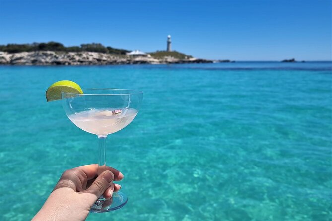 Luxe Seafood Package with Round Trip Ferry from Perth - Seeing Rottnest from the Crusader III