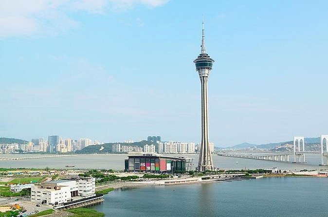 Macau Sightseeing Day Tour with One-Way Ferry from Hong Kong - Museums, churches, and Senado Square
