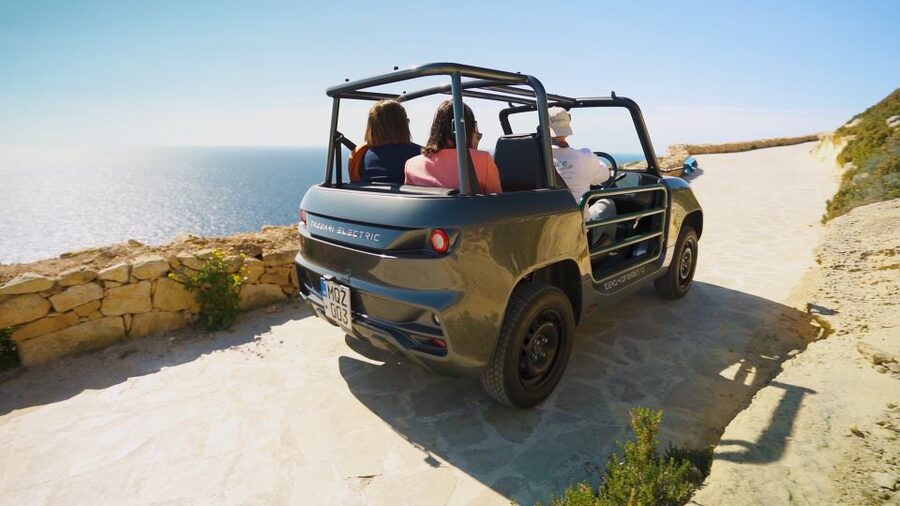 Malta: Gozo Private Chauffeured E-Jeep Tour with Ferry - The Citadel: Gozo’s essential first look