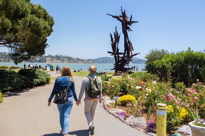 Muir Woods and Sausalito (Return by Bus or Ferry) - Guides, buses, and the human side of the trip