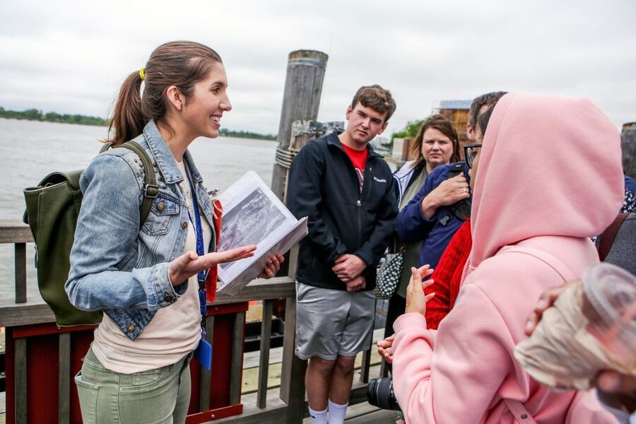 NYC: Statue of Liberty and Ellis Island Tour with Ferry - Why this Statue of Liberty tour works