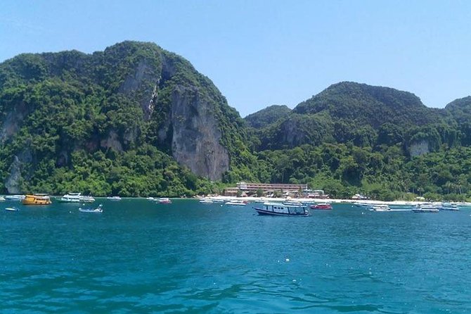One Day Phi Phi Islands Trip By Ferry From Phuket - Food, Drinks, and Simple Comforts