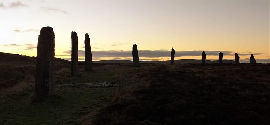 Orkney Day Trip: Meets the Scrabster - Stromness Ferry - Kirkwall, or the Italian Chapel for an extra fee