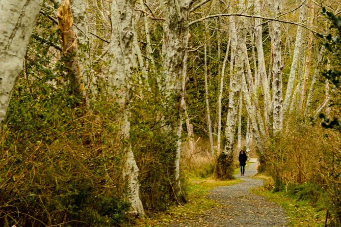 Photography, Hiking & Ferry to Bowen Island - Returning through Snug Cove and back to Vancouver