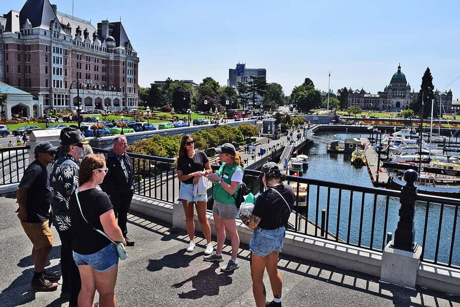 Pickle Pub Crawl: Ferry Rides and Appetizers - The second ferry ride across the harbor