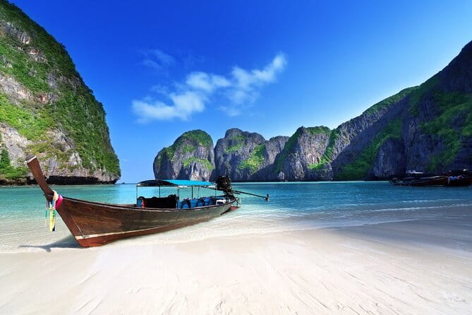Premium Phi Phi Ferry: Island Tour & Lunch - Pileh Lagoon and Viking Cave