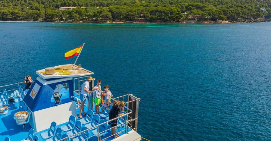 Puerto Pollença: Ferry to Formentor Beach - A straightforward boat ride across Pollença Bay