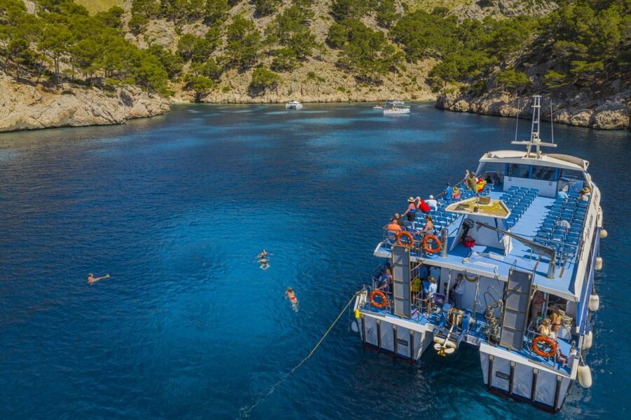 Puerto Pollença: Ferry to Formentor Beach - Finding the ticket office behind Stay Restaurant
