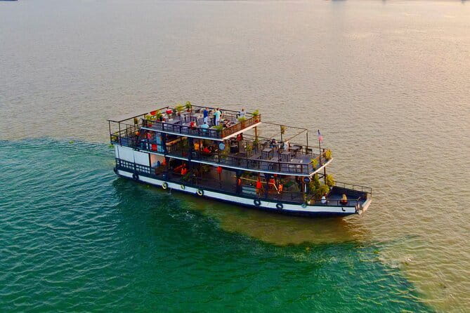 Riverside Walking Tour with Snack, Drinks & Local Ferry Ride - Practical details before you go
