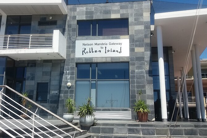 Robben Island Museum Stellenbosch Wineries Plus Ferry Ticket F/D - Who should book this Cape Town day?