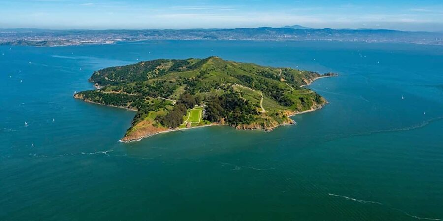 San Francisco: Alcatraz & Angel Island Ticket, Ferry & Tour - The ferry crossings are part of the story