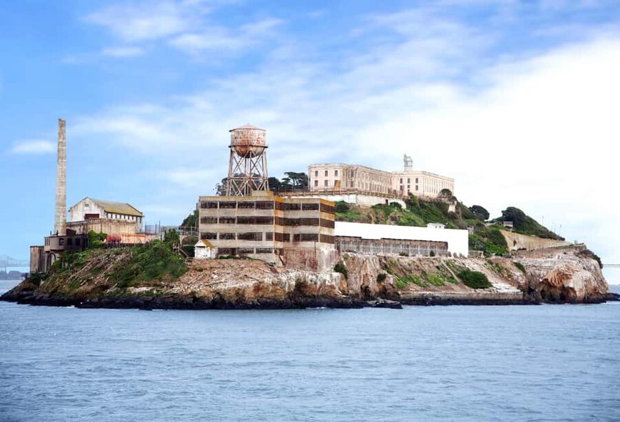 San Francisco: Alcatraz, Ferry & Audio Tour w/ Night Option - Who should book this Alcatraz visit?